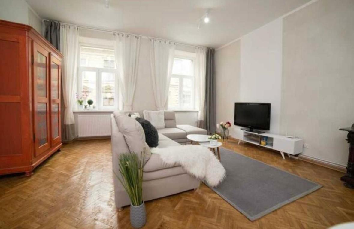 Charming Apartament City Center Timisoara Luaran gambar
